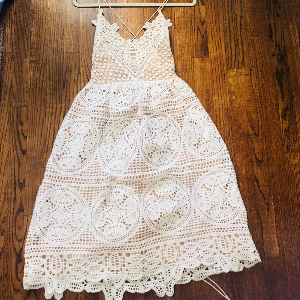 White lace strappy midi